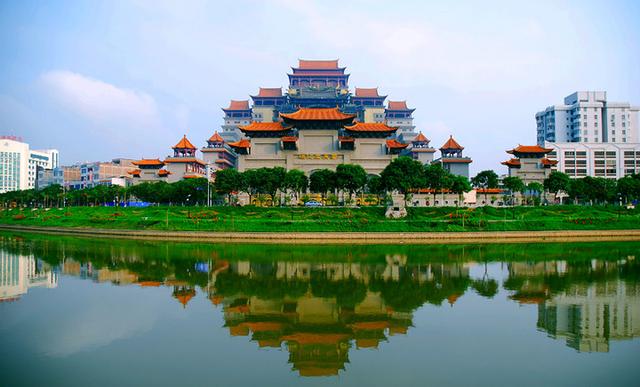 廣西玉林旅游景點(diǎn)大全，探索玉林的自然與文化魅力，廣西玉林景點(diǎn)探秘，自然與文化交織的魅力之旅