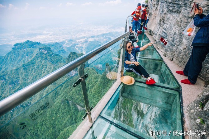 張家界玻璃棧道所在景區(qū)深度解析，張家界玻璃棧道景區(qū)全面解析