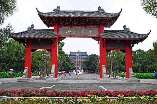 昆明師大景點(diǎn)排名——探索美麗的校園風(fēng)光，昆明師大校園景點(diǎn)排名探索，美麗風(fēng)光的校園之旅
