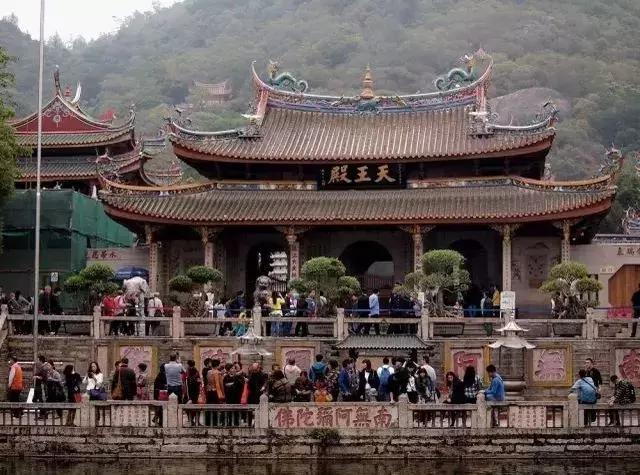 廈門旅游必去十大景點(diǎn)免費(fèi)攻略，廈門旅游必去十大景點(diǎn)免費(fèi)攻略大全