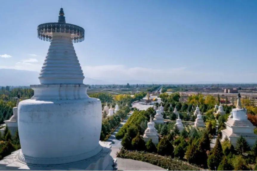 暑假必去的旅游勝地——探索世界之美，暑假探索世界之美，必去旅游勝地盤點