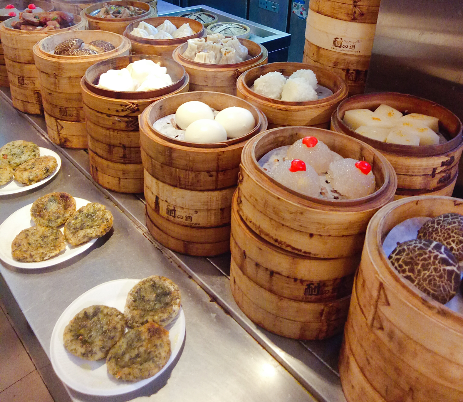 城隍廟小吃，傳統(tǒng)美食的誘惑與獨(dú)特風(fēng)味，城隍廟小吃，傳統(tǒng)美食的誘惑與獨(dú)特風(fēng)味之旅