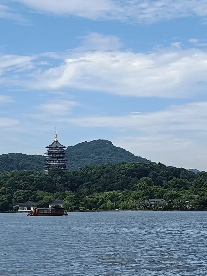杭州市旅游攻略，探索千年古都的絕佳體驗(yàn)，杭州千年古都探索之旅，完美旅游攻略