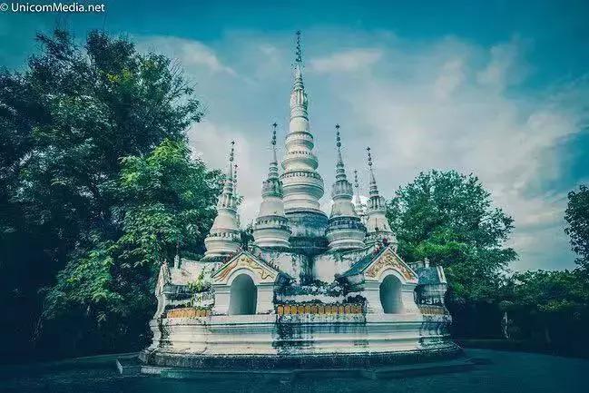 西雙版納最好玩的地方，探索神秘的自然奇觀與異域風情，西雙版納探秘，自然奇觀與異域風情的極致體驗
