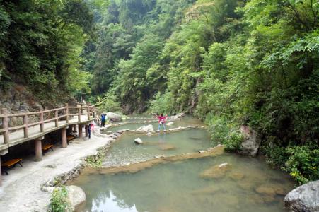 成都周邊團(tuán)建一日游攻略，探索周邊美景，共度團(tuán)隊(duì)時(shí)光，成都周邊團(tuán)建一日游攻略，探索美景，共度團(tuán)隊(duì)精彩時(shí)光