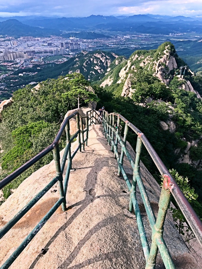丹東鳳凰山攻略，探索自然之美，領(lǐng)略歷史之韻，丹東鳳凰山探索自然歷史之旅攻略