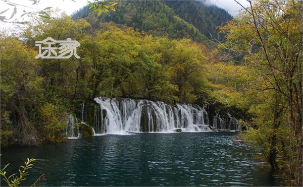 現(xiàn)在九寨溝可以去旅游嗎？——探尋絕美九寨溝的最佳旅游時(shí)機(jī)，探尋九寨溝最佳旅游時(shí)機(jī)，現(xiàn)在是否適合前往旅游？