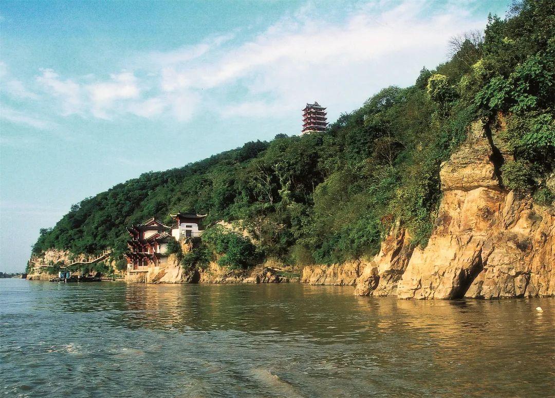 附近旅游景區(qū)哪里好玩免費——探索免費旅游景點的精彩世界，免費旅游景點的精彩世界探索，附近旅游景區(qū)好去處