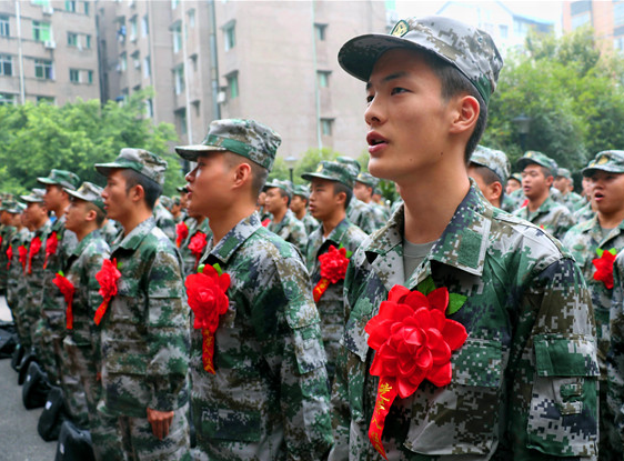 大學(xué)生可以當兵嗎？——解讀大學(xué)生入伍政策與意義，解讀大學(xué)生入伍政策與意義，大學(xué)生能否當兵？
