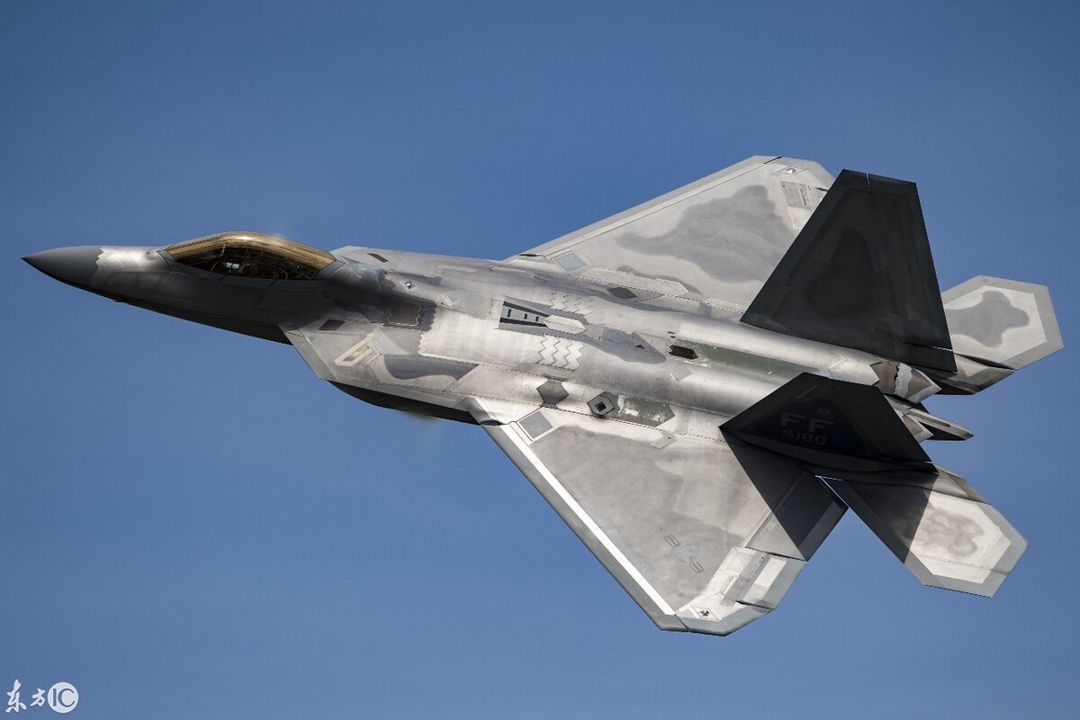 F-22簡介，全球頂尖隱身戰(zhàn)斗機的卓越性能與獨特特點，全球頂尖隱身戰(zhàn)斗機F-22的卓越性能與獨特特點簡介