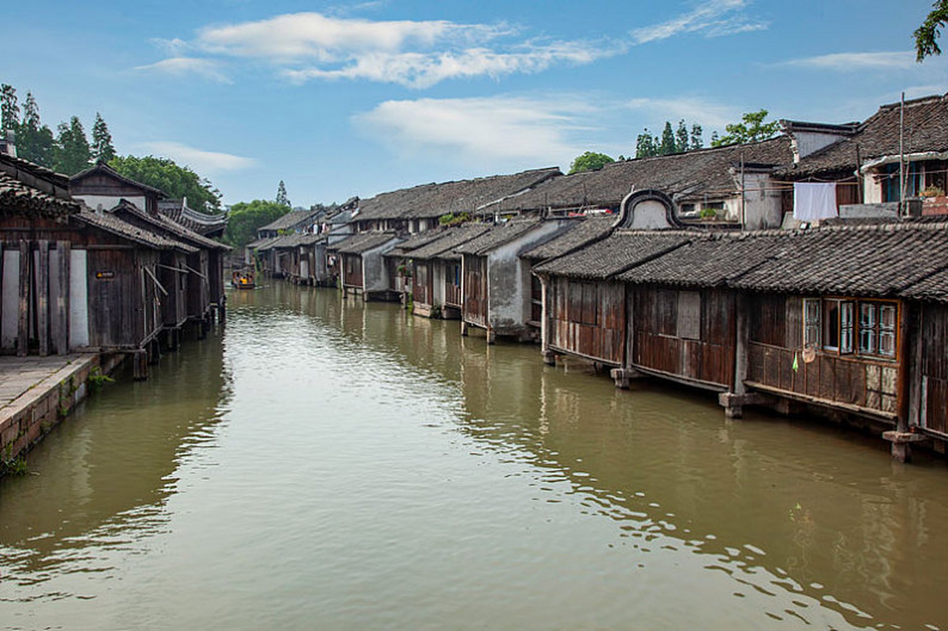水鄉(xiāng)烏鎮(zhèn)所在城市的魅力探索，烏鎮(zhèn)所在城市水鄉(xiāng)魅力的深度探索