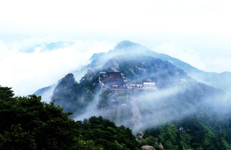 九華山景區(qū)旅游攻略，九華山景區(qū)全面旅游攻略
