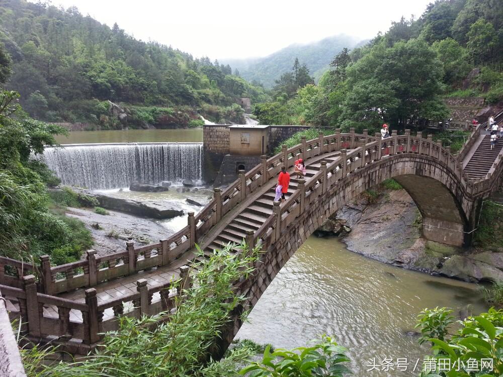 玉華洞景點(diǎn)介紹，探秘神奇的自然奇觀，玉華洞探秘，自然奇觀之旅攻略