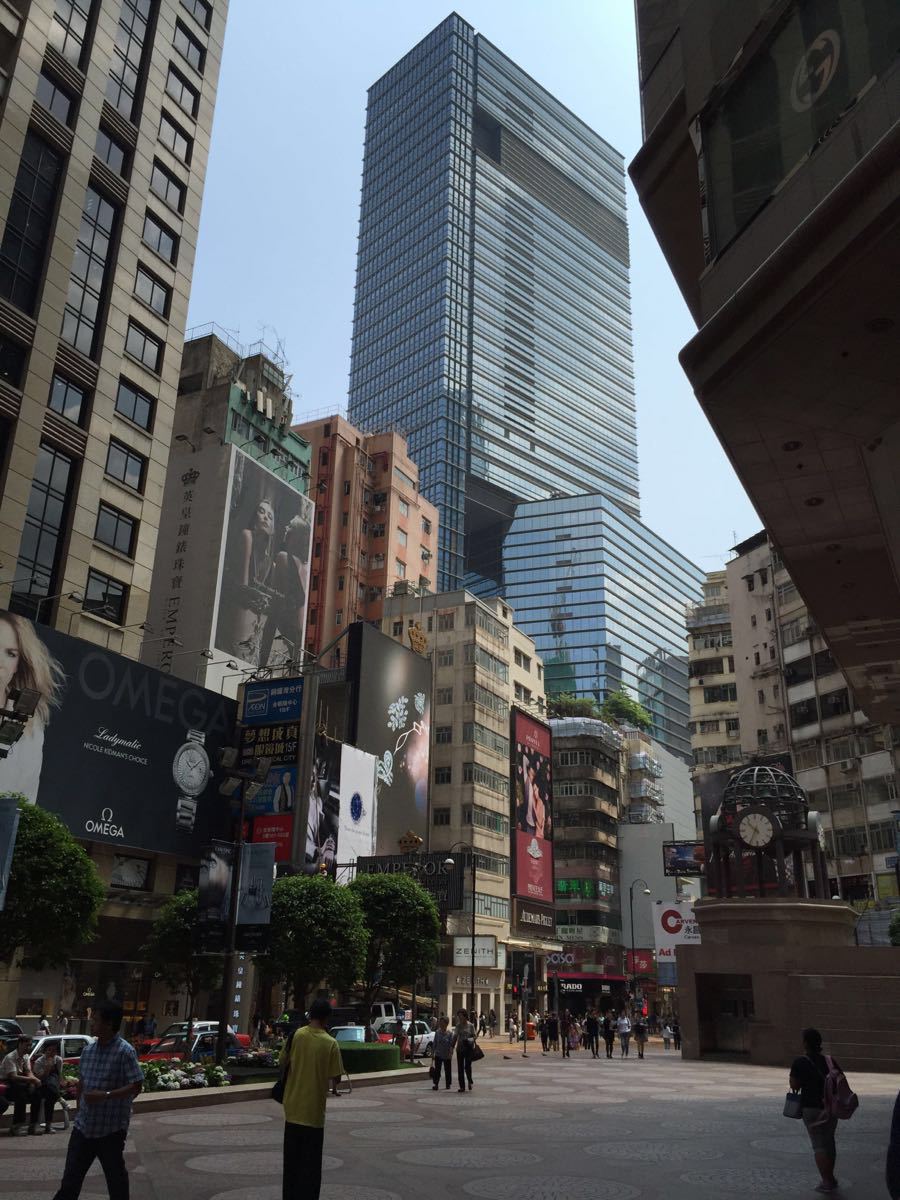 香港時代廣場，繁華的商業(yè)地標與購物勝地，香港時代廣場，繁華商業(yè)地標與購物天堂