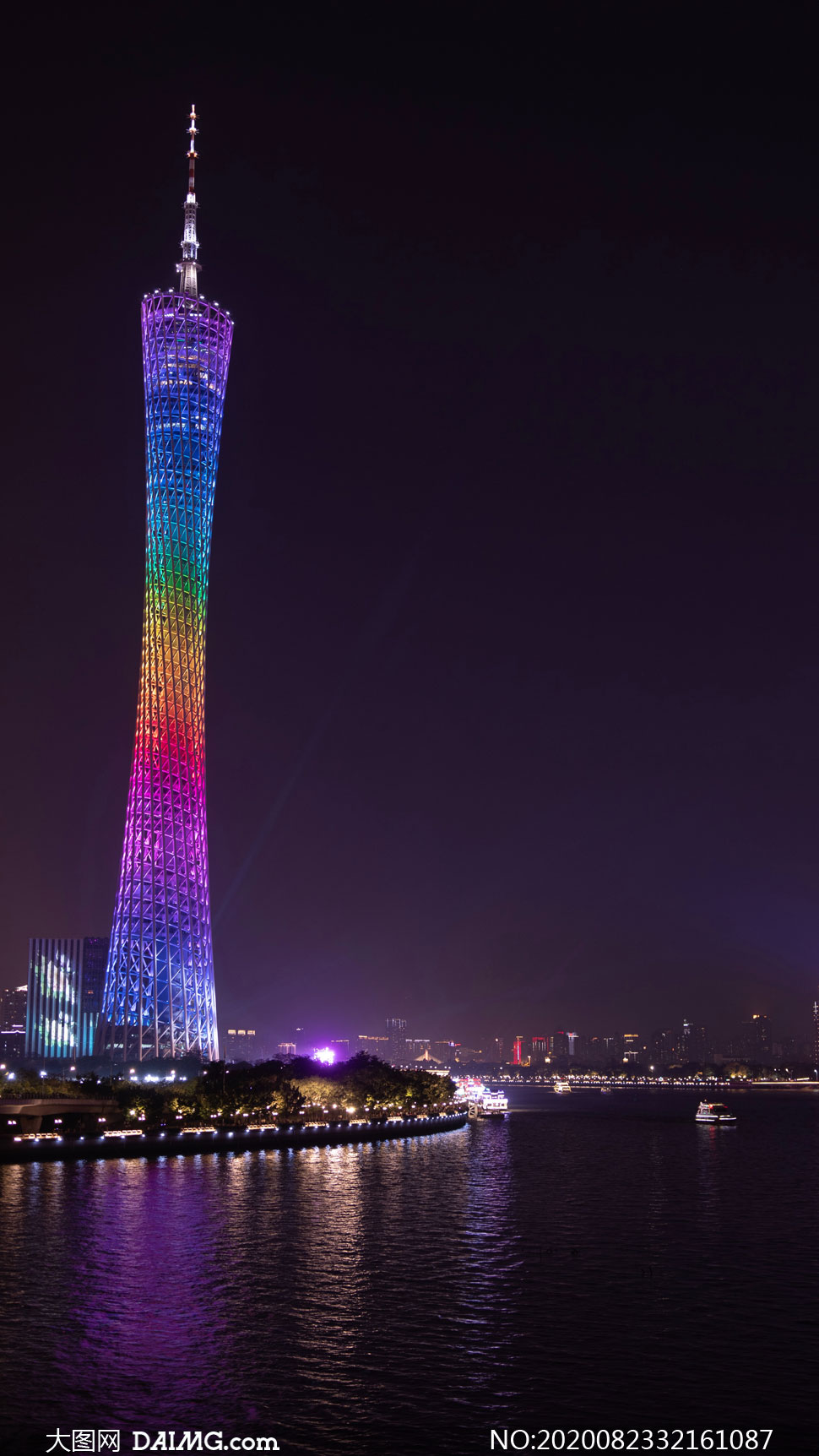 廣州塔夜景高清圖片，璀璨城市的地標(biāo)之美，廣州塔夜景，璀璨地標(biāo)，盡賞城市之美