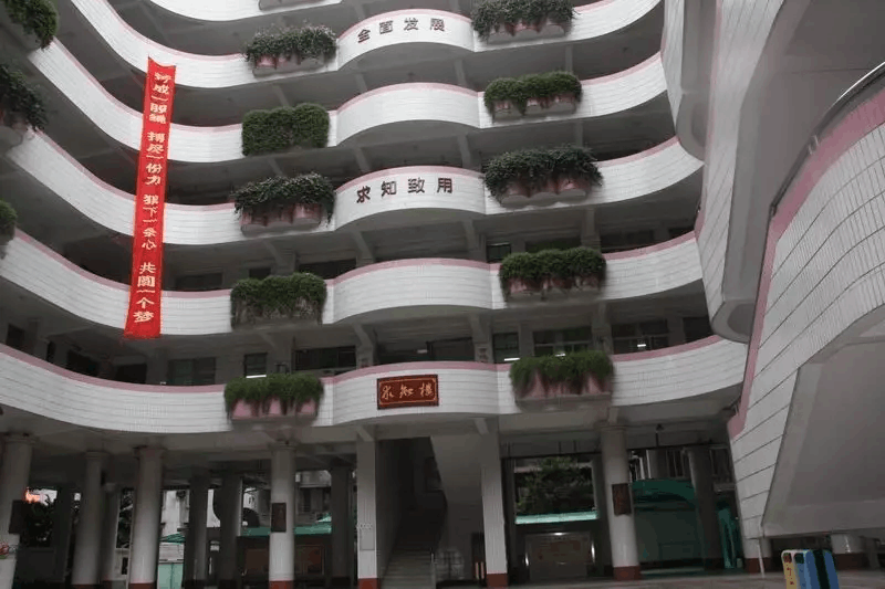 廣州市旅游商務職業(yè)學校的魅力與特色，廣州市旅游商務職業(yè)學校的獨特魅力與特色教育風采