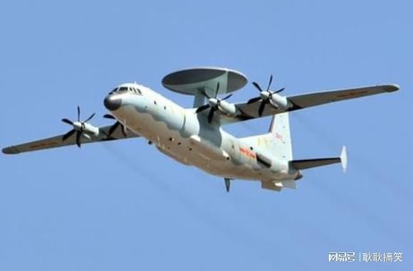 遼寧艦預(yù)警機(jī)，中國(guó)海軍航空兵力量的重要支柱，中國(guó)海軍航空兵力量核心，遼寧艦預(yù)警機(jī)的重要支柱地位