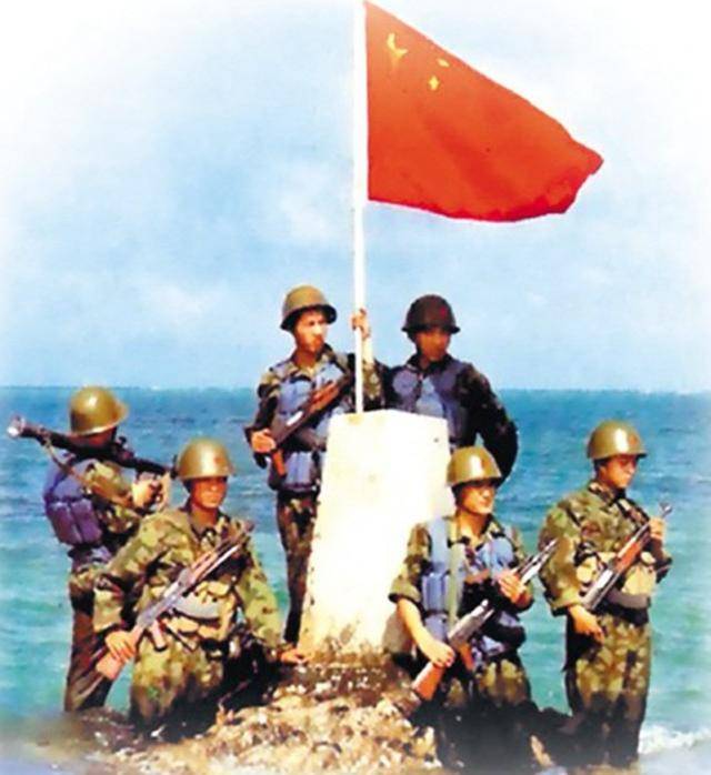 島礁迷彩服，探索軍事時(shí)尚與功能性的完美結(jié)合，島礁迷彩服，軍事時(shí)尚與功能性的完美融合