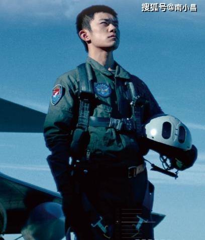 空軍招飛宣傳片，翱翔夢(mèng)想的天空，開啟未來的征程——2023年全新篇章，空軍招飛宣傳片，翱翔夢(mèng)想天空，啟航未來征程 2023全新篇章